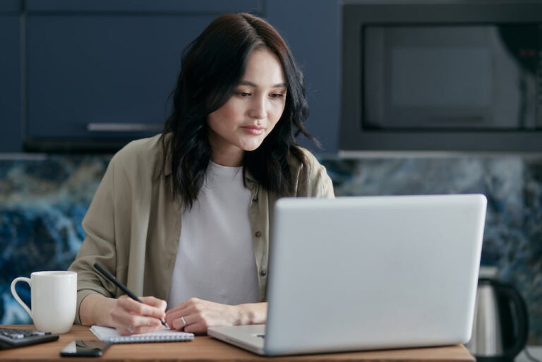 A guide to choose the best Airbnb title to make your listing stand out